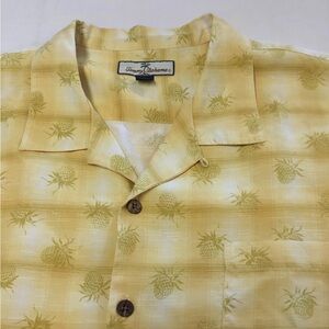 EUC Tommy Bahama Yellow and Cream Pineapple Shirt